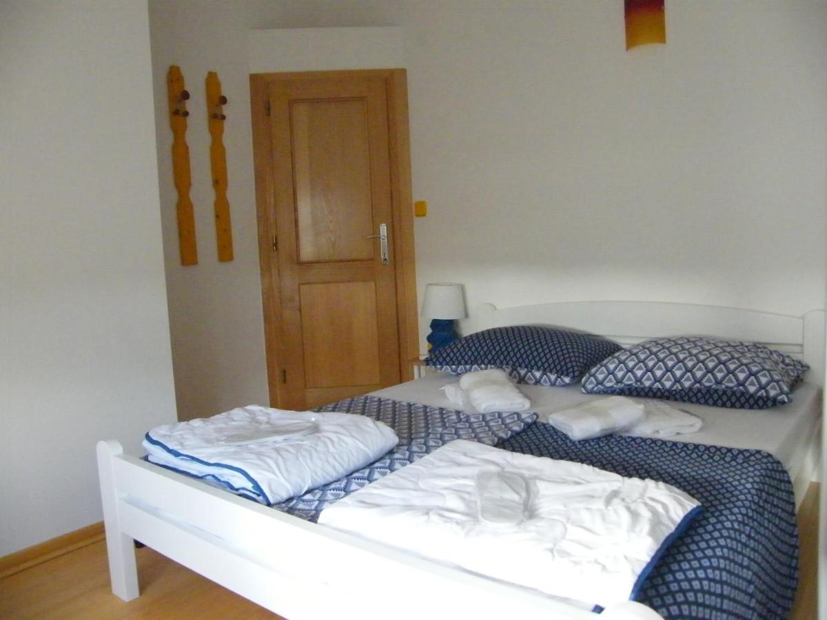 Apartment Mamut Premantura Exterior photo