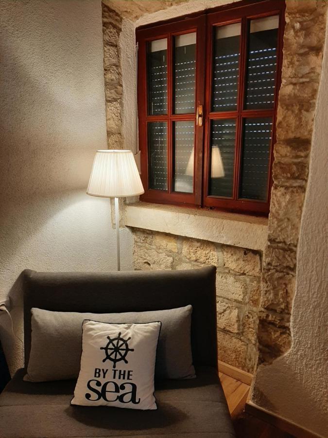 Apartment Mamut Premantura Exterior photo