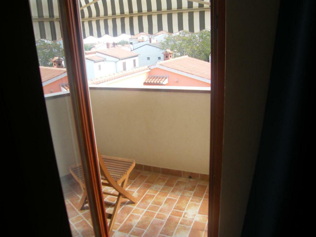 Apartment Mamut Premantura Exterior photo